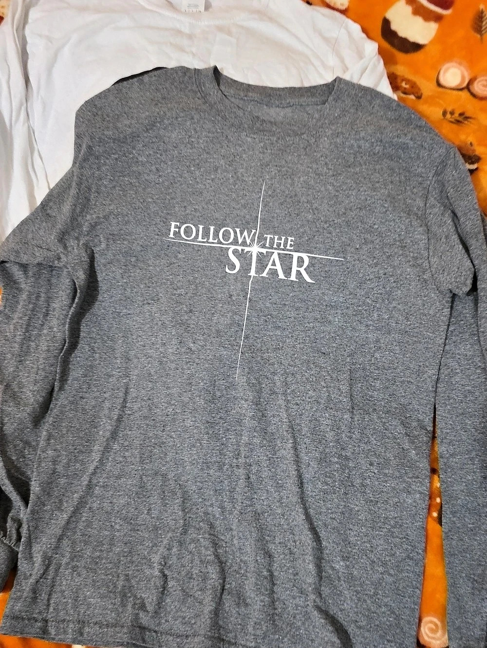 Good Shepherd Graphic Long Sleeve Shirts Size Small